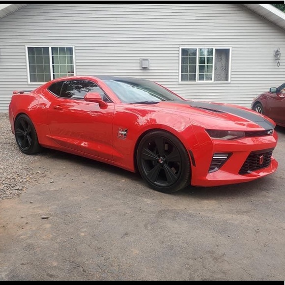 Meet your Posher, Lisa - Picture 3 of 9